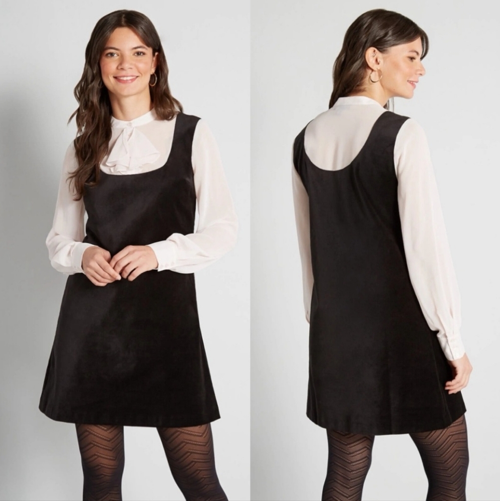 NWT Modcloth Above the Knee Ruffled Collar Velvet Shirtdress.